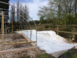 Polytunnel10-build