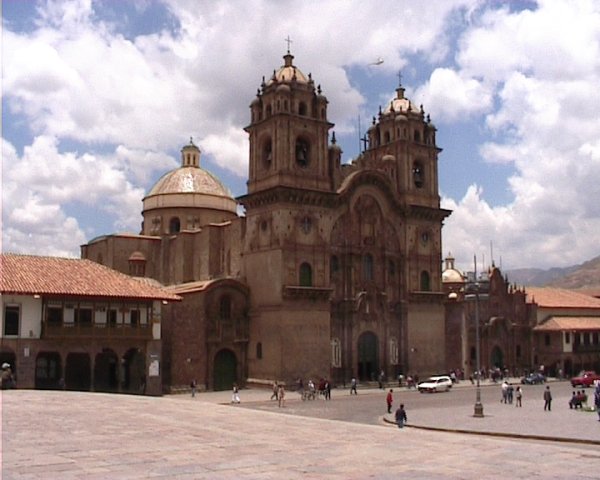 Cuzco museum pictures across the open square